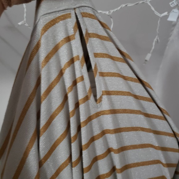 ANTHROPOLOGIE Vanessa Virginia striped sweater - Picture 9 of 9